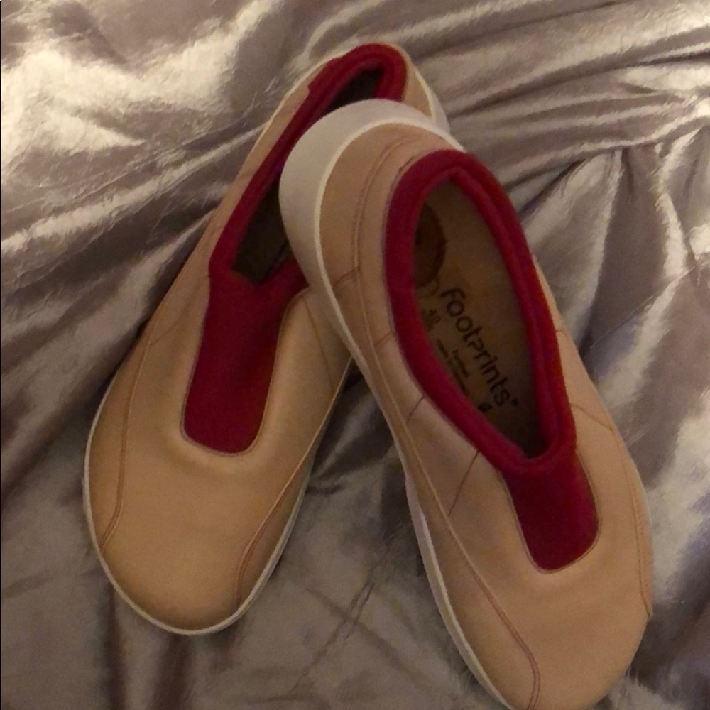 Size 10 Birkenstock Footprints Shoe